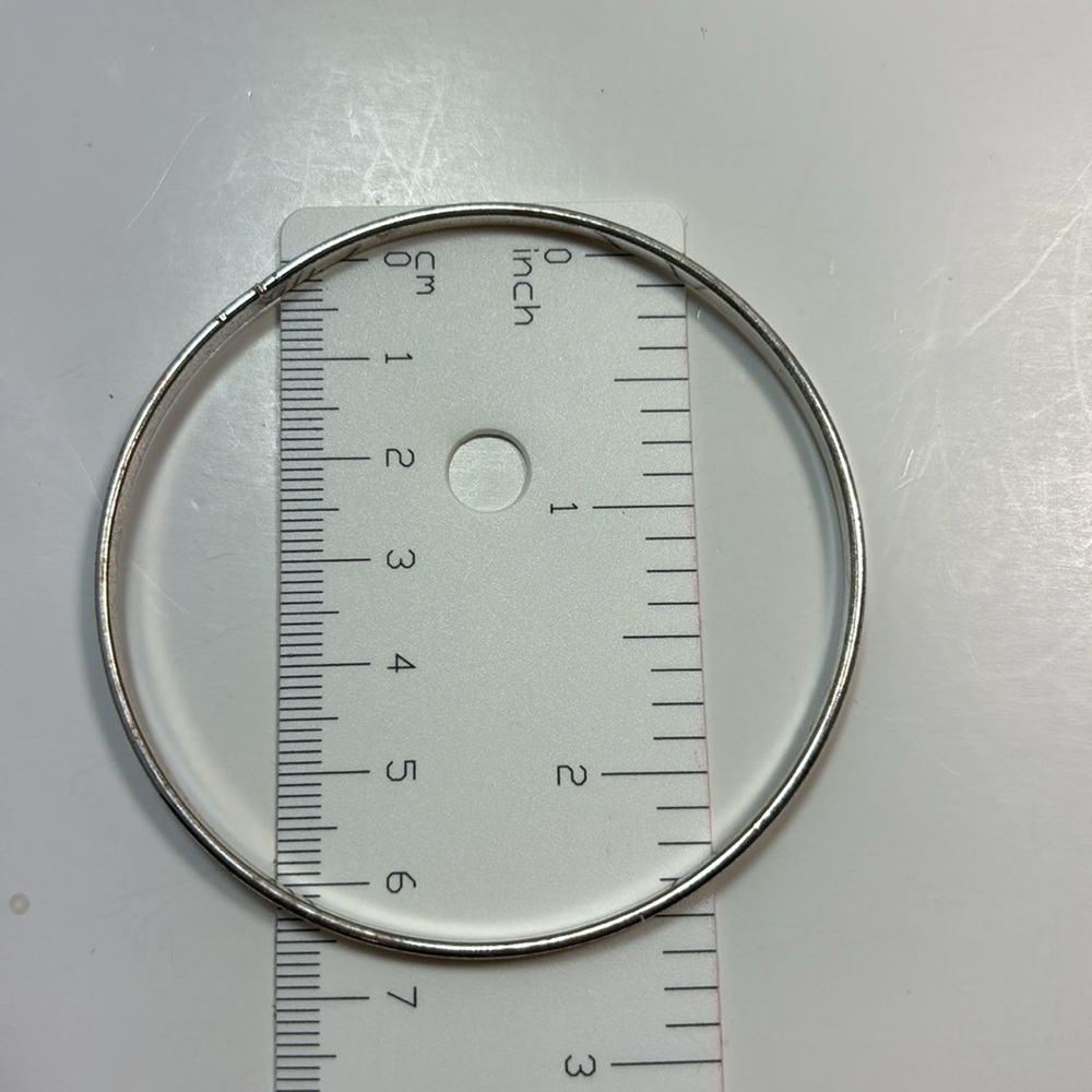 Beautiful Silver Bangles! Stacking Bangles! - Picture 3 of 4